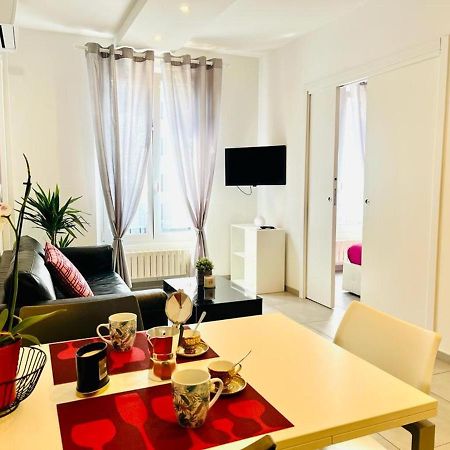 Nice Apartments In The Historic Center Verbania Extérieur photo
