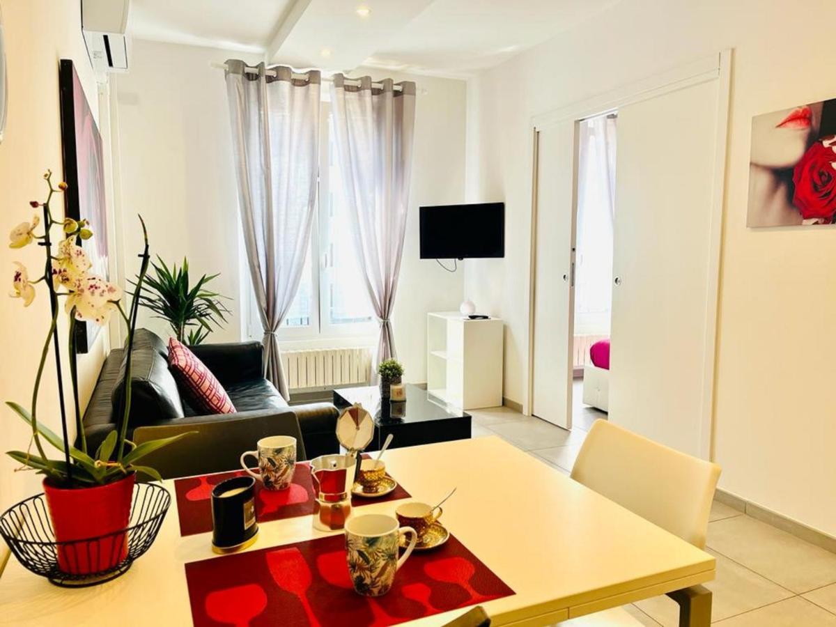 Nice Apartments In The Historic Center Verbania Extérieur photo