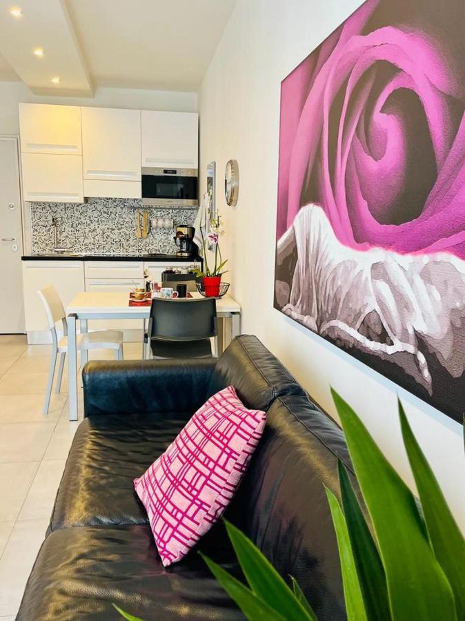 Nice Apartments In The Historic Center Verbania Extérieur photo