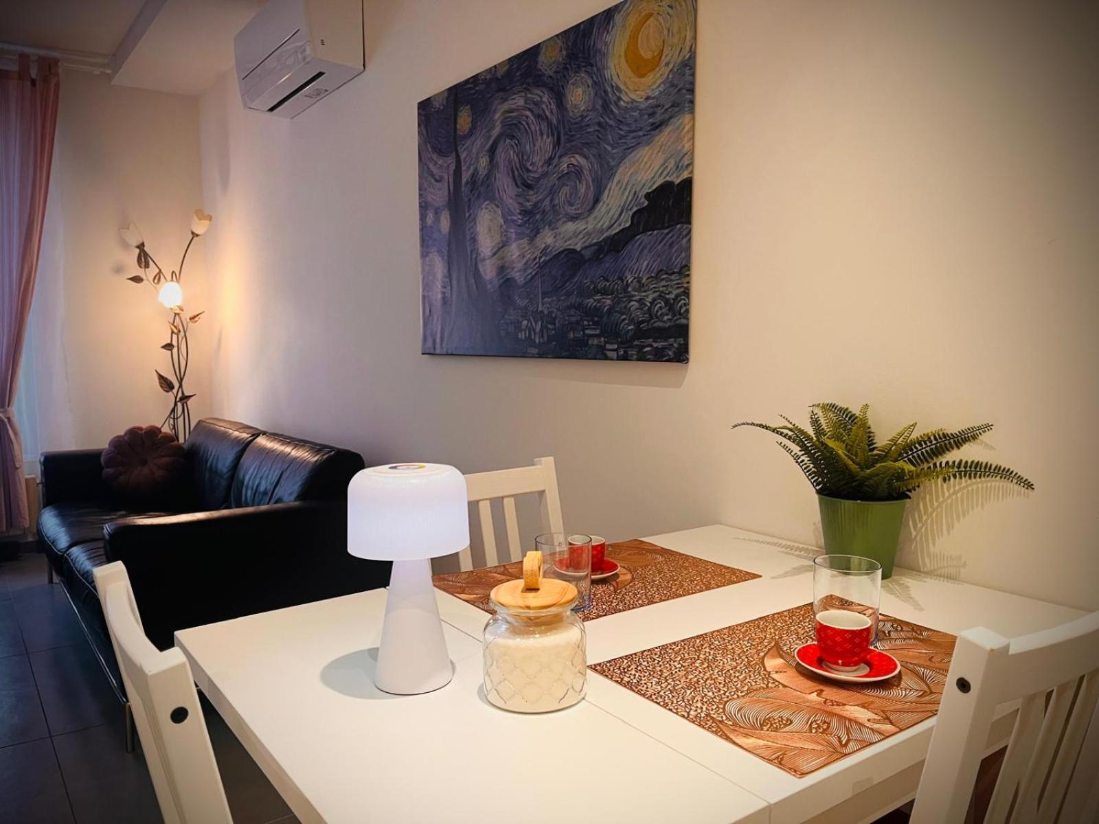 Nice Apartments In The Historic Center Verbania Extérieur photo