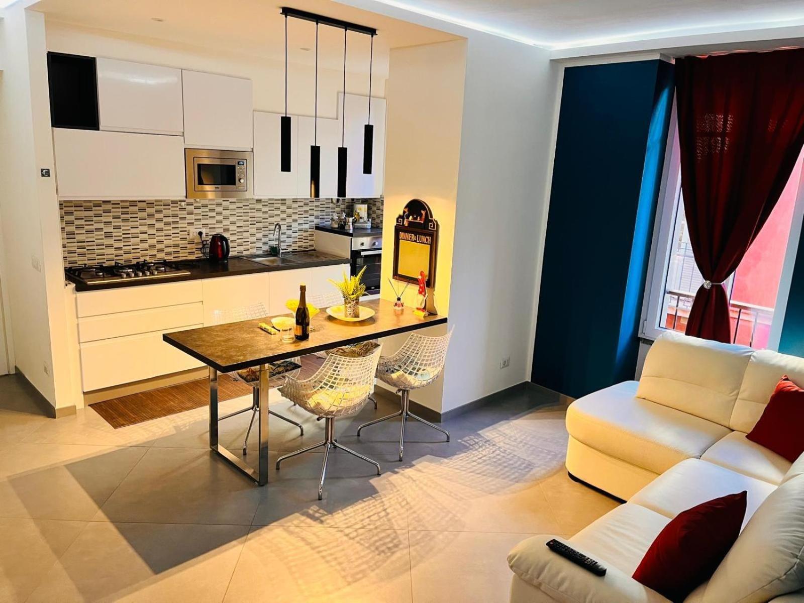 Nice Apartments In The Historic Center Verbania Extérieur photo