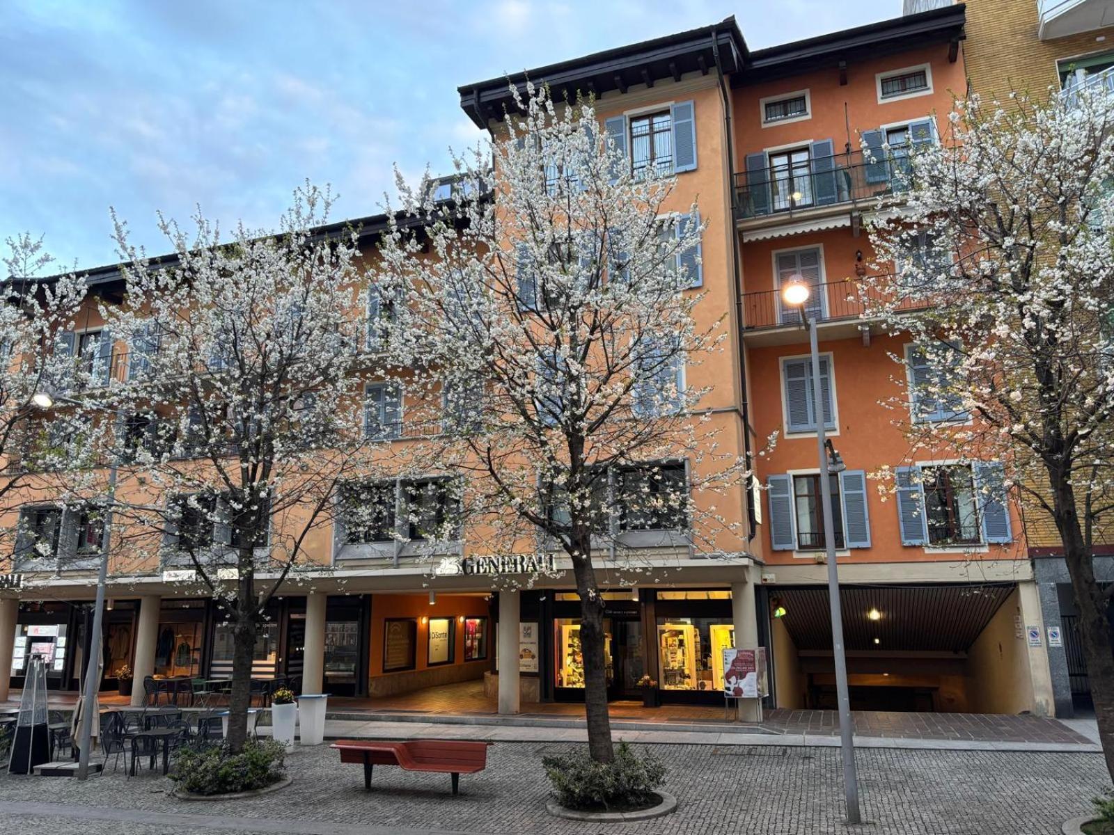 Nice Apartments In The Historic Center Verbania Extérieur photo